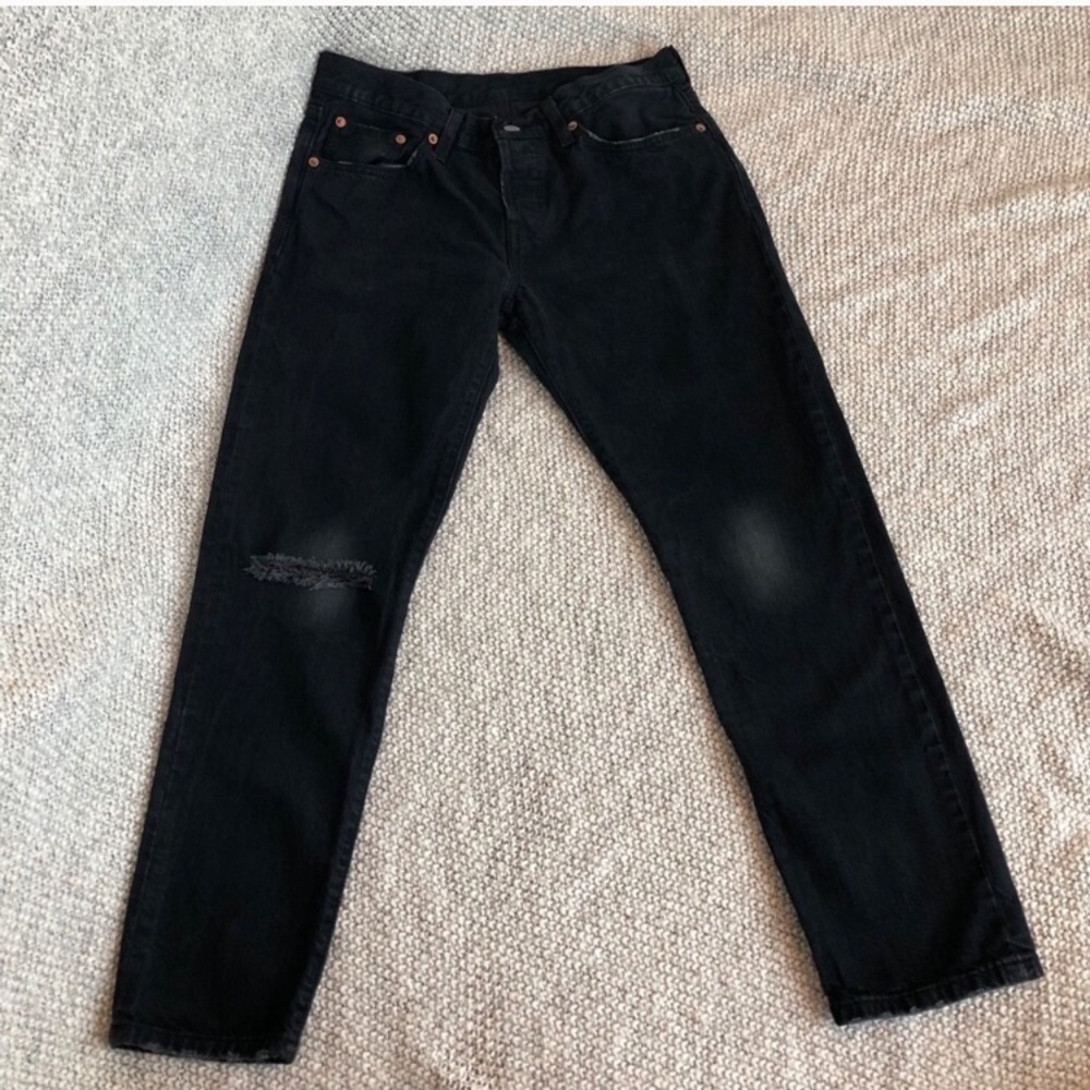 Moving Sale!! Levi’s 501 Black Jeans size 26 x 32